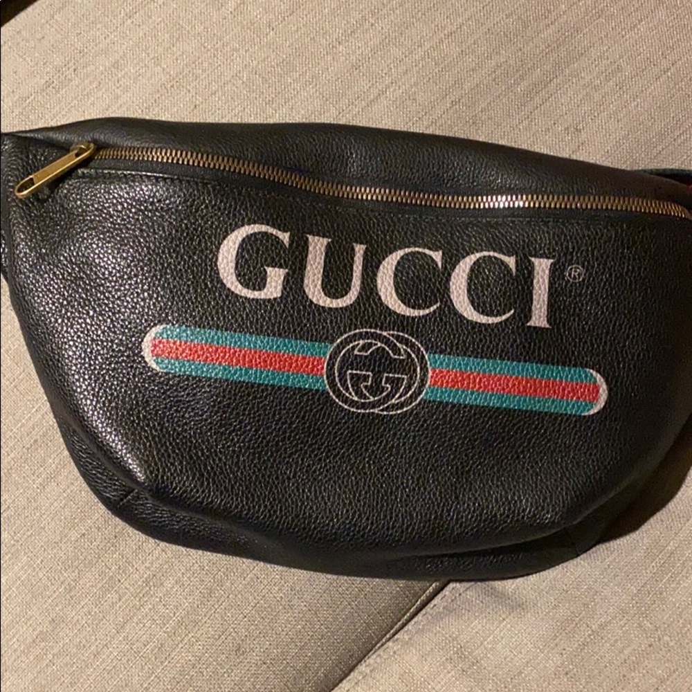 Gucci belt bag brand new 37-47 black